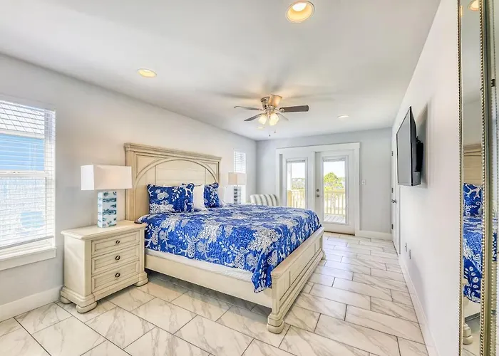 For Fox Sake - Freshly Remodeled 6br/6ba With A Pool!