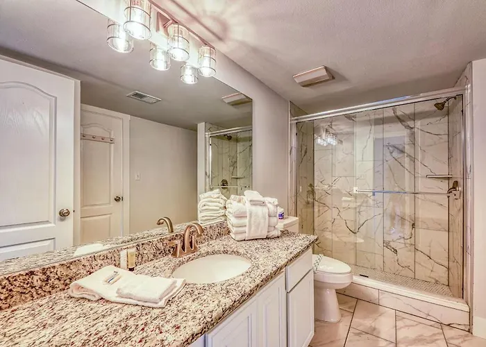 For Fox Sake - Freshly Remodeled 6br/6ba With A Pool! * Gulf Shores