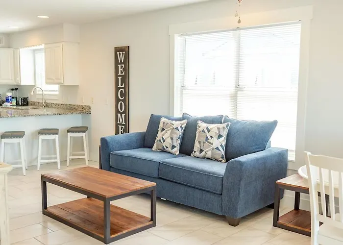 For Fox Sake - Freshly Remodeled 6br/6ba With A Pool! Gulf Shores